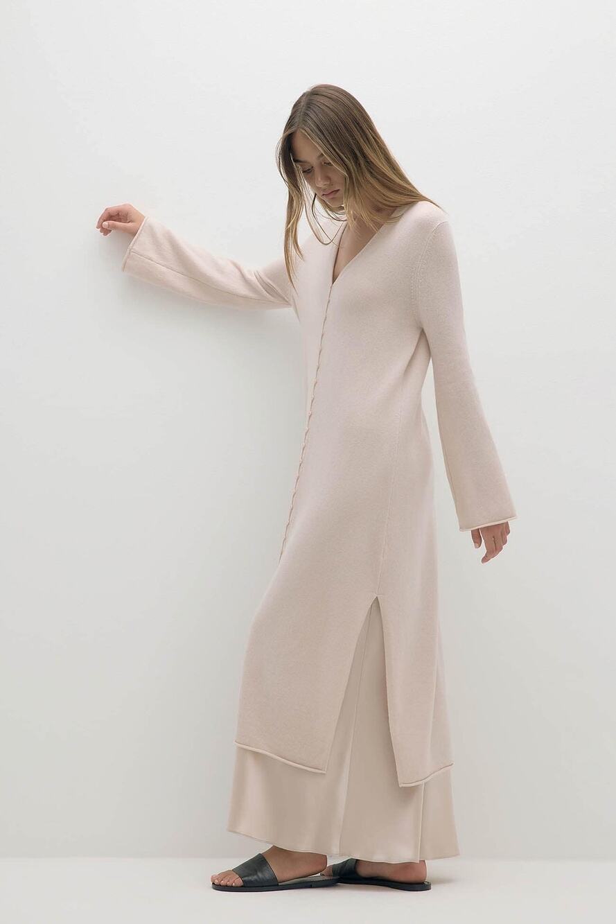 NakedCashmere ELOISE BUTTON-FRONT CASHMERE KAFTAN blush Small